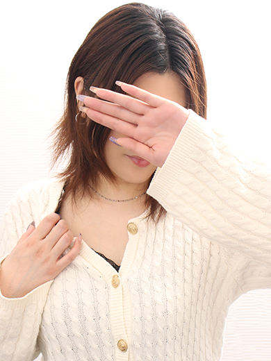 【しずるさん】エッチな誘惑が止まらないお姉さん系！